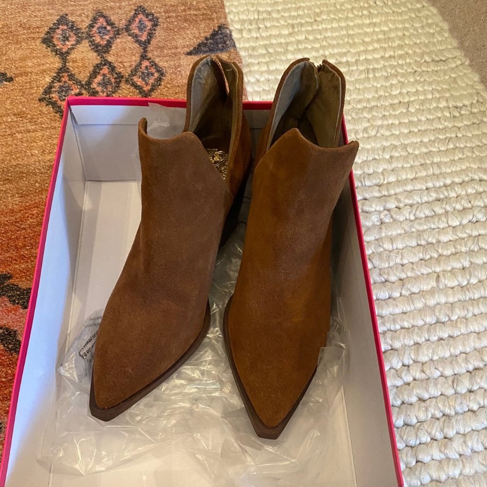 Vince Camuto Bibestie Booties Vintage Brown Size 7